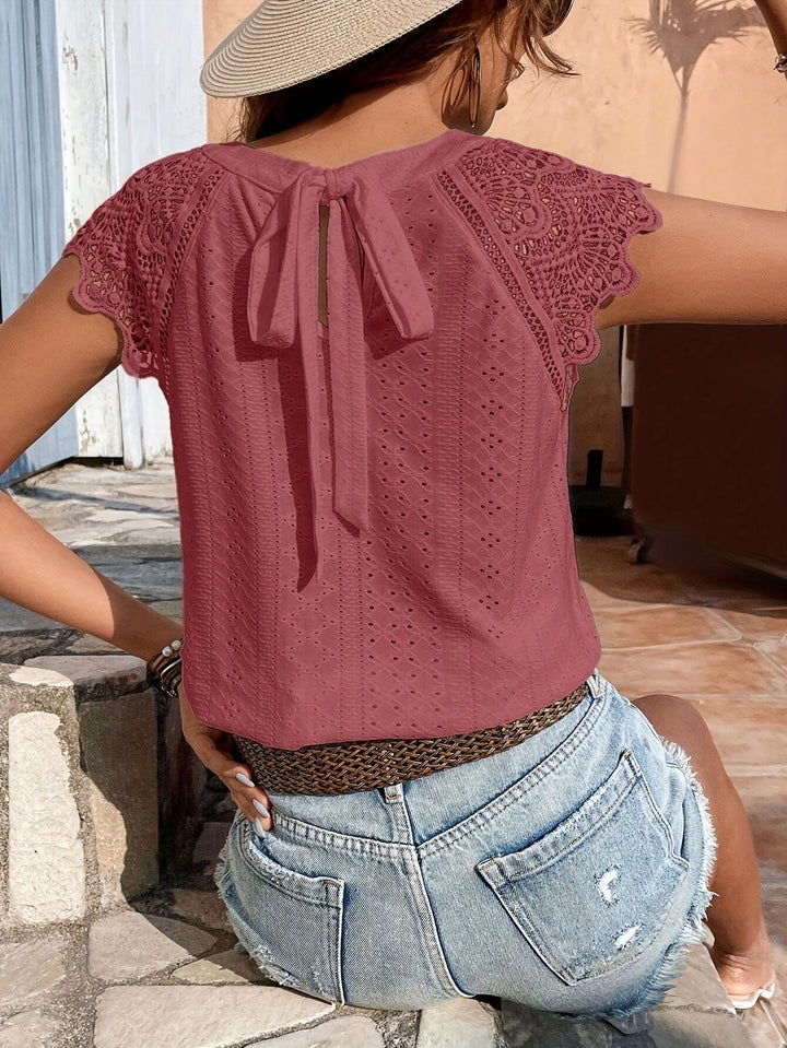 Keshia | Elegante Bluse für Damen mit Ösen und Bindeband