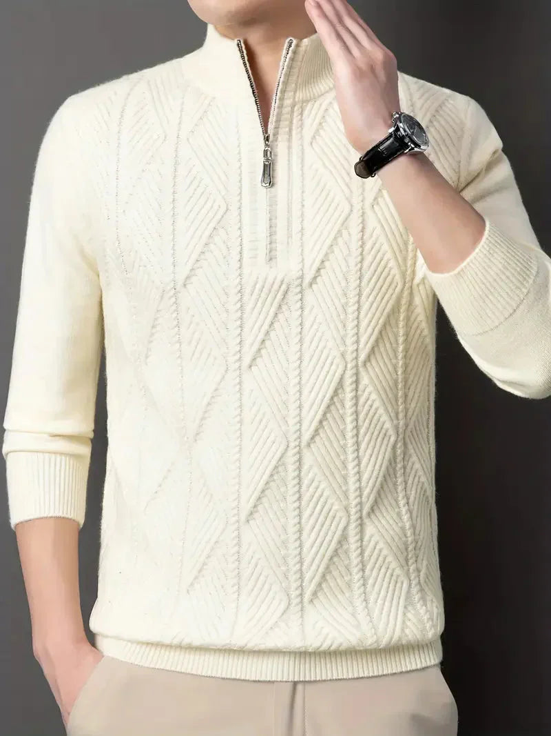 Brit und Boho | Der Everest Kabelstrickpullover mit Stehkragen