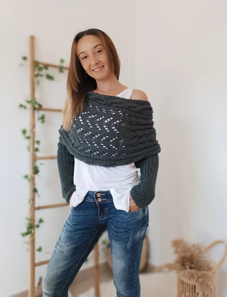 Eleonora | Halstuch für Damen mit Ärmeln