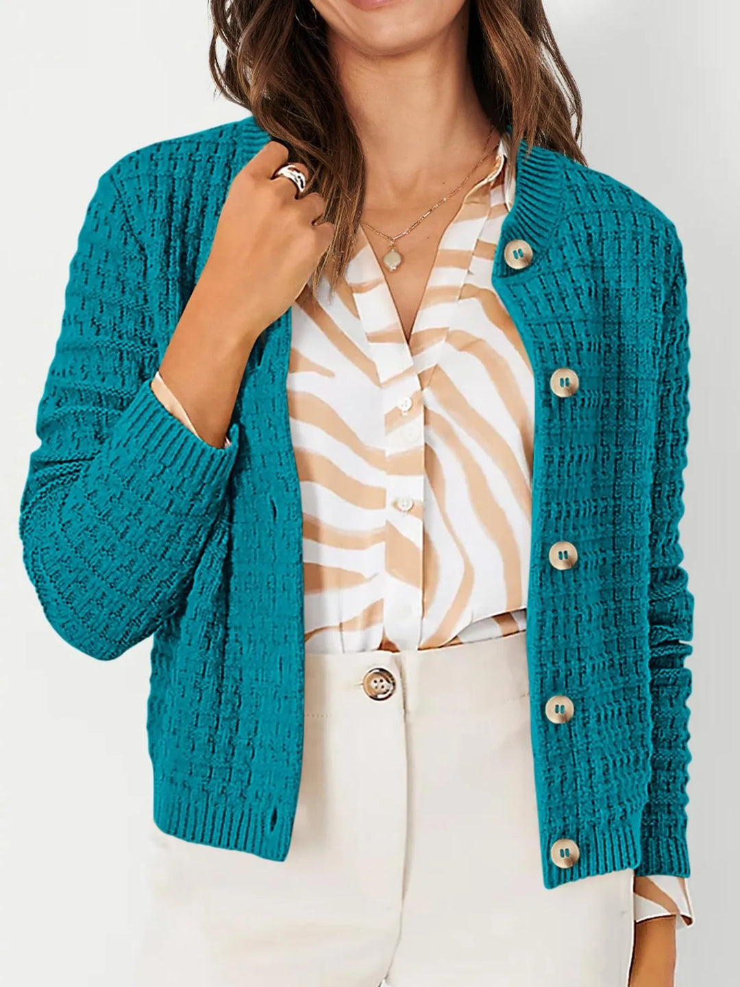Harper | Strickjacke für Damen mit Knopfleiste und Rundhalsausschnitt