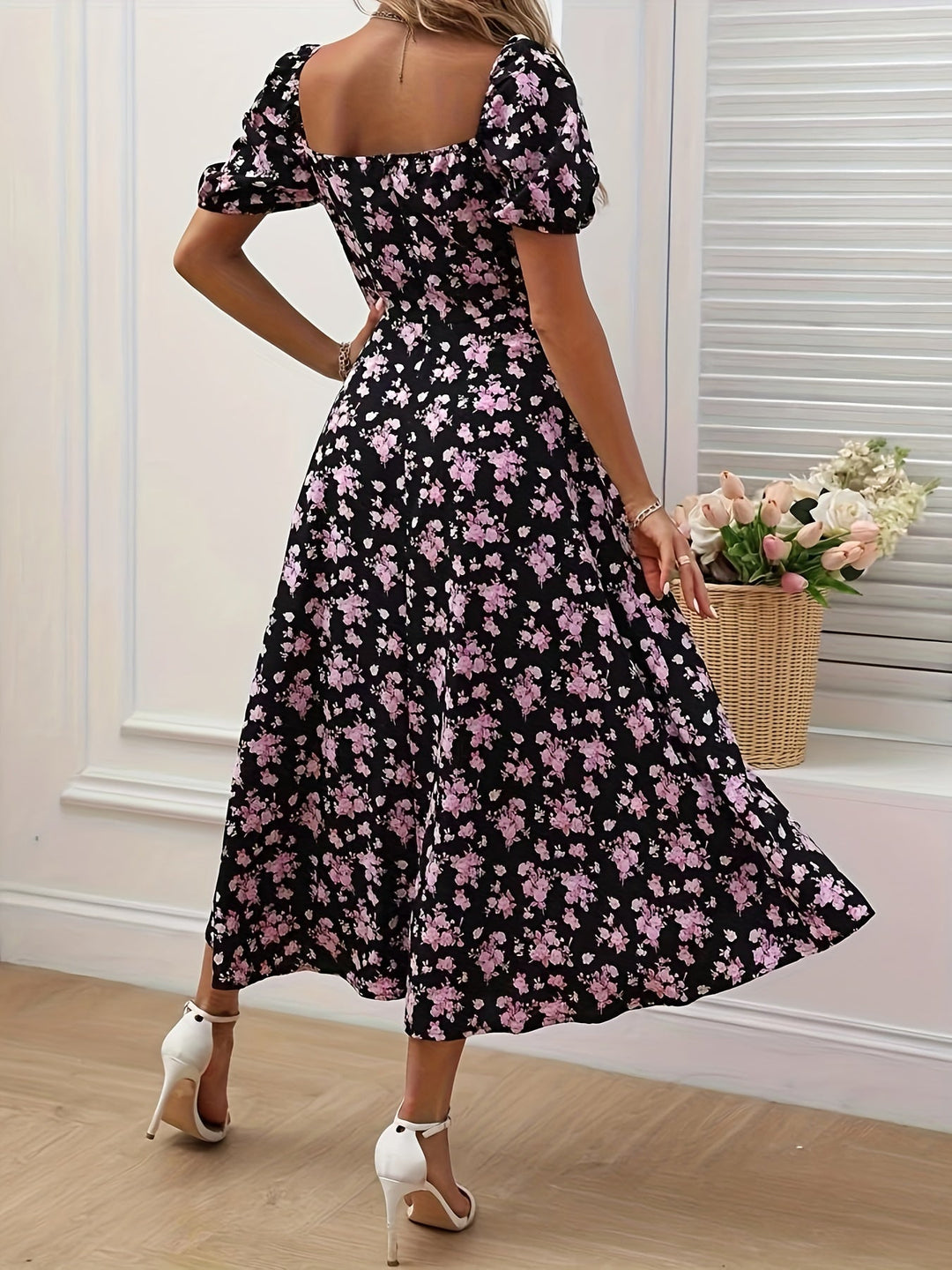 Mirella | Feminin floral Kleid