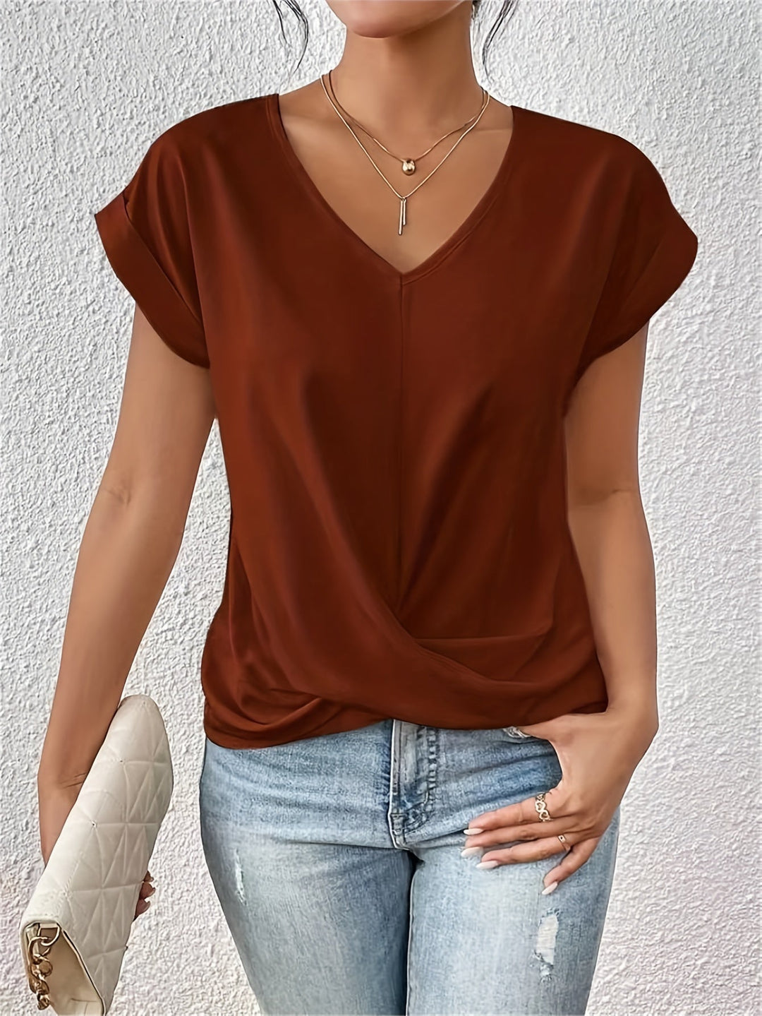 Cleo | Lässiges T-Shirt für Damen mit Sweetheart-Ausschnitt
