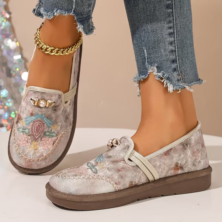 Eva | Orthopädische Slipper für Damen mit flachem Absatz und Blumenmuster