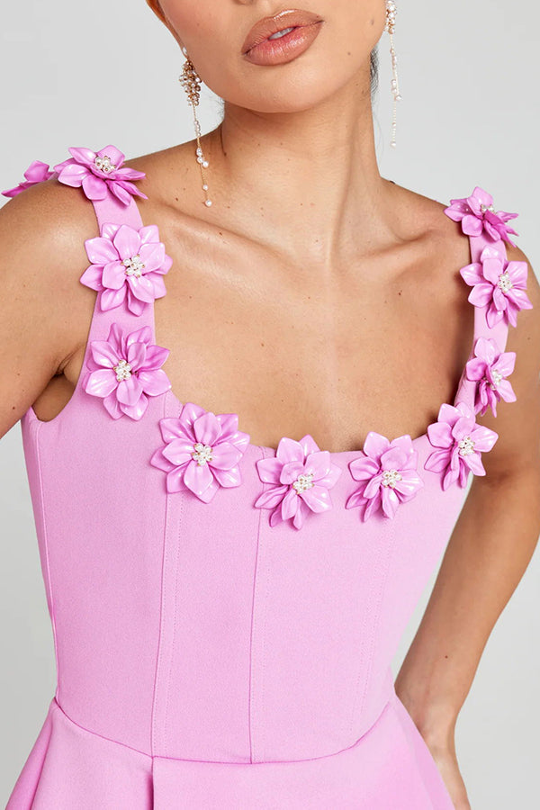 Cindy | Feminines Mini-Kleid für Damen mit Blumenapplikationen