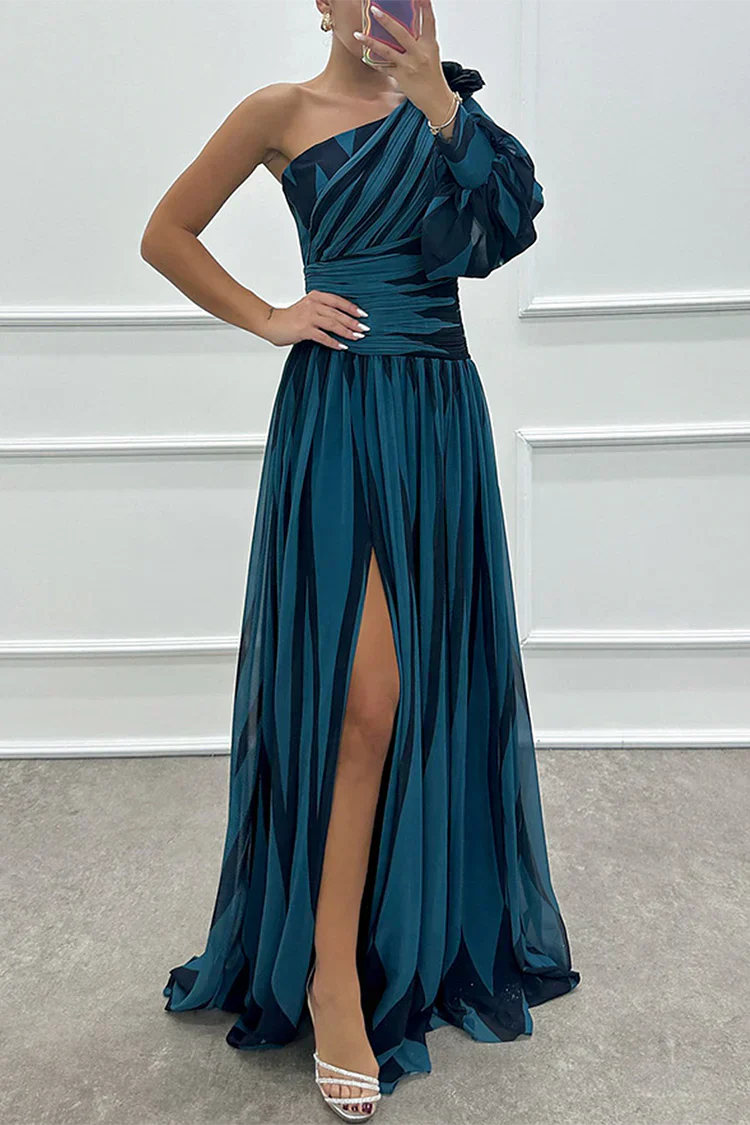 Chloe | Elegantes gestreiftes Maxikleid für Damen mit einem Schulterträger