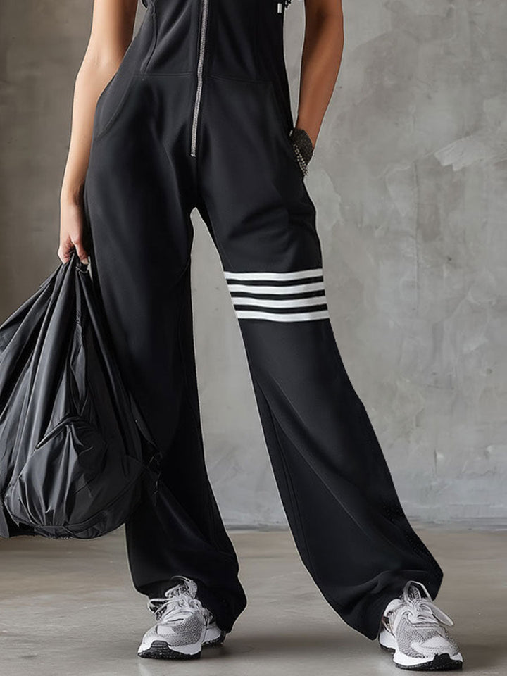 Retro-inspirierter schwarzer ärmelloser Kapuzen-Jumpsuit mit sportlichen streifen