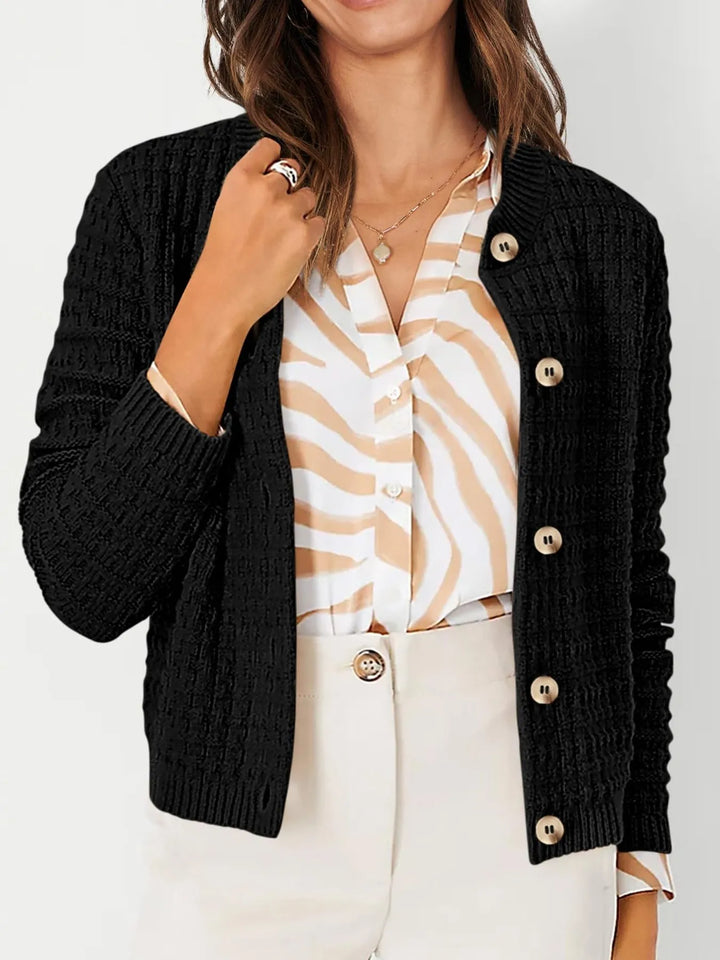 Harper | Strickjacke für Damen mit Knopfleiste und Rundhalsausschnitt