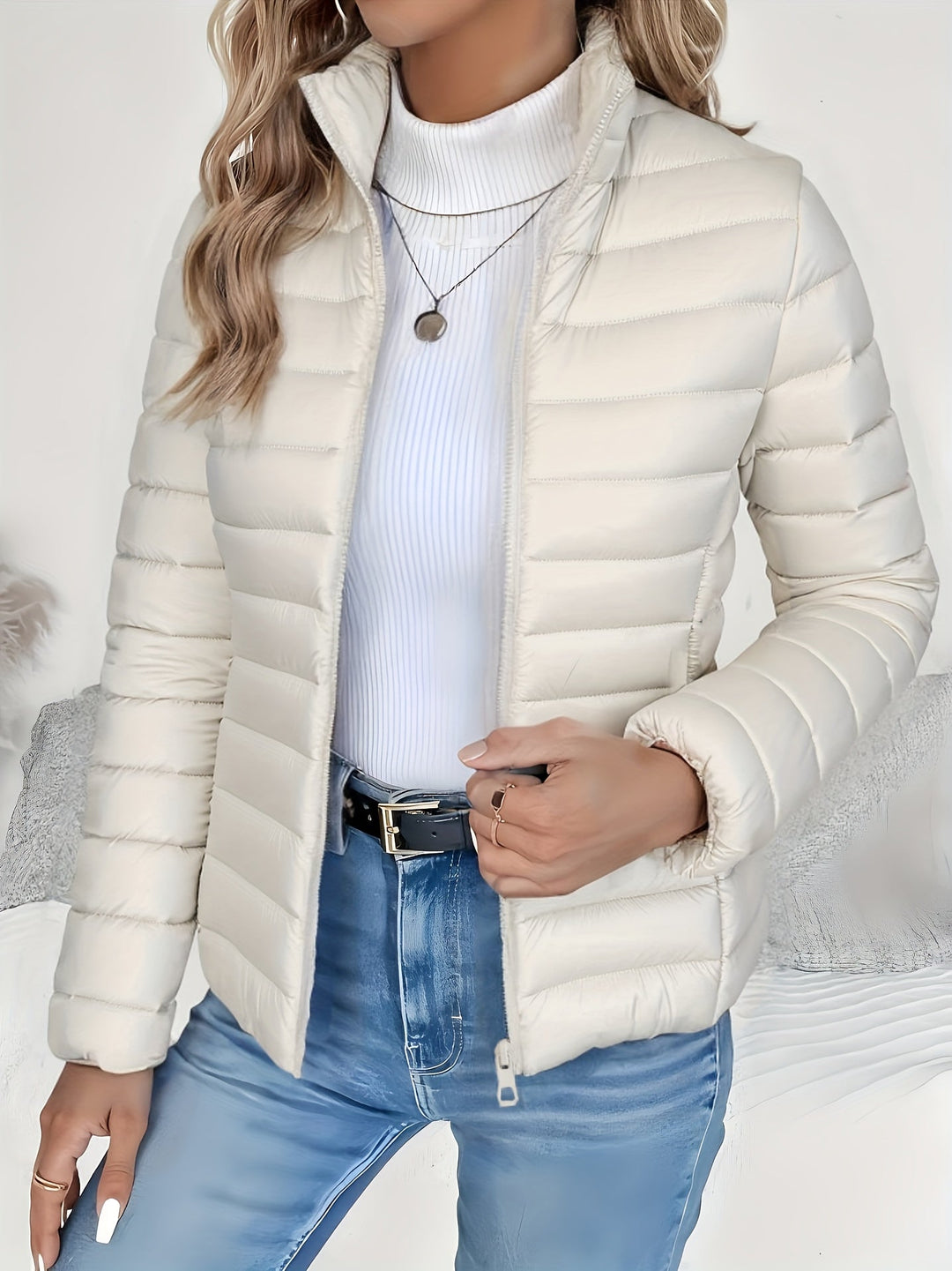 Ravina | Damen Leichter Wintermantel mit Rollkragen und langen Ärmeln