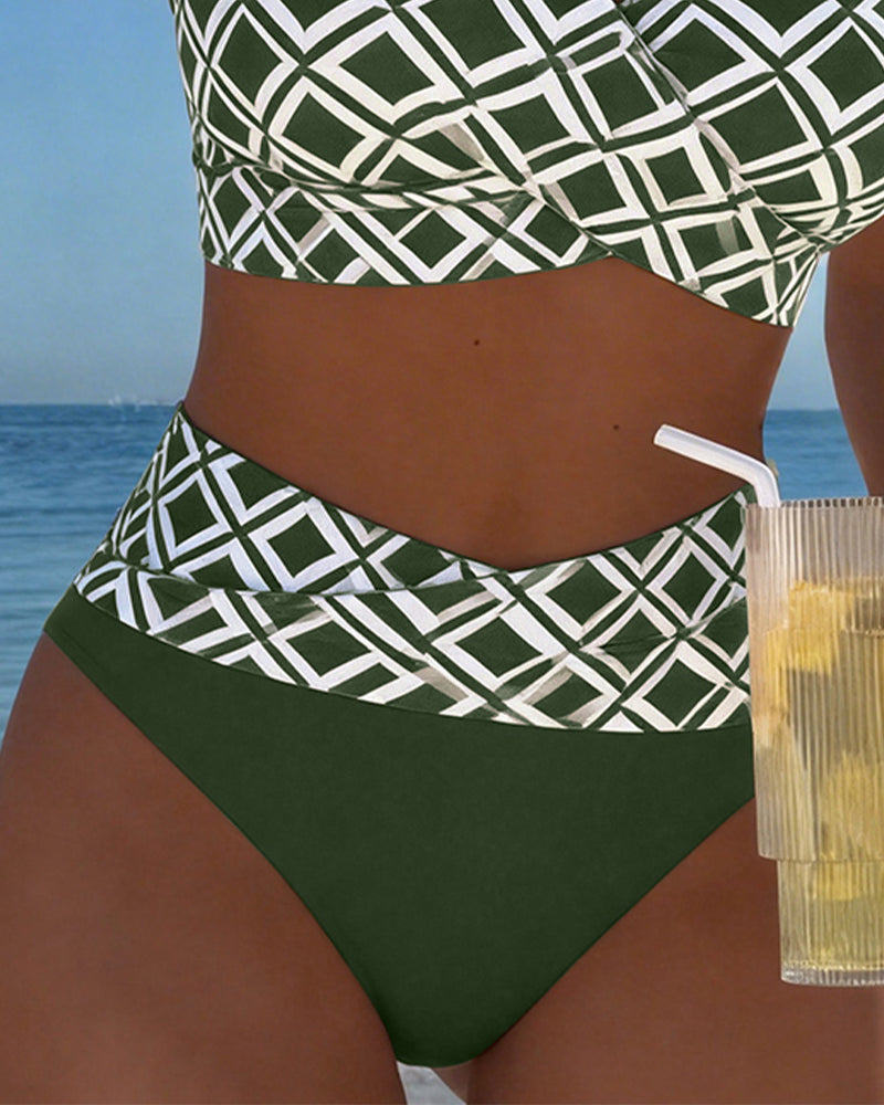 Martina | Bikini kariert mit bügellosem BH und hochgeschnittener Unterhose