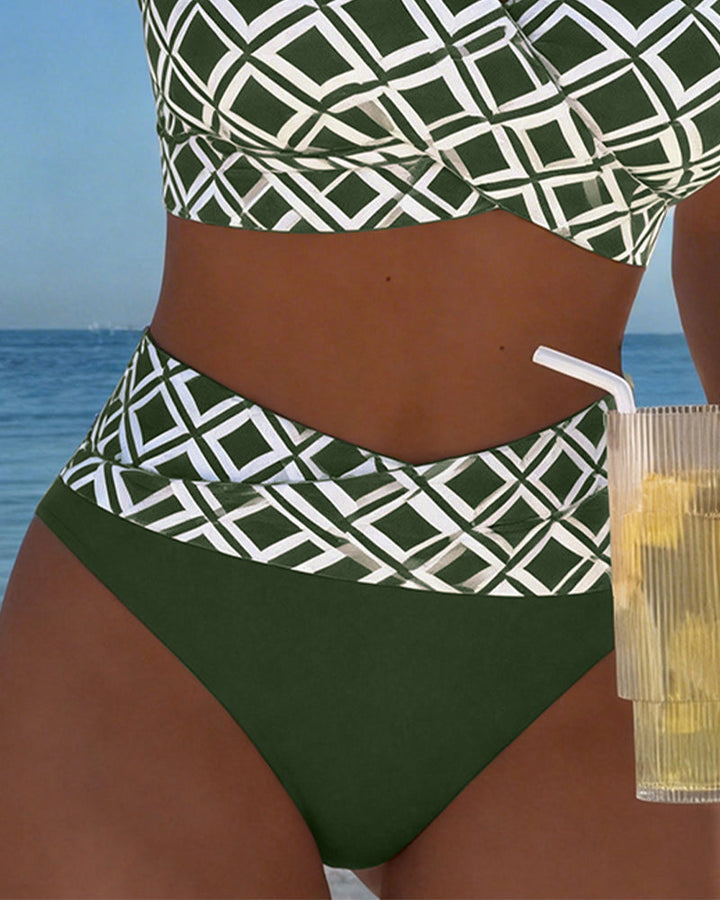 Martina | Bikini kariert mit bügellosem BH und hochgeschnittener Unterhose