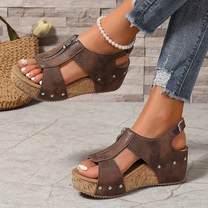 Camila | Stylische Retro Keilsandalen für Damen mit mittelhohem Absatz