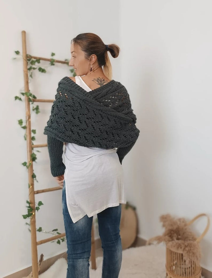 Eleonora | Halstuch für Damen mit Ärmeln