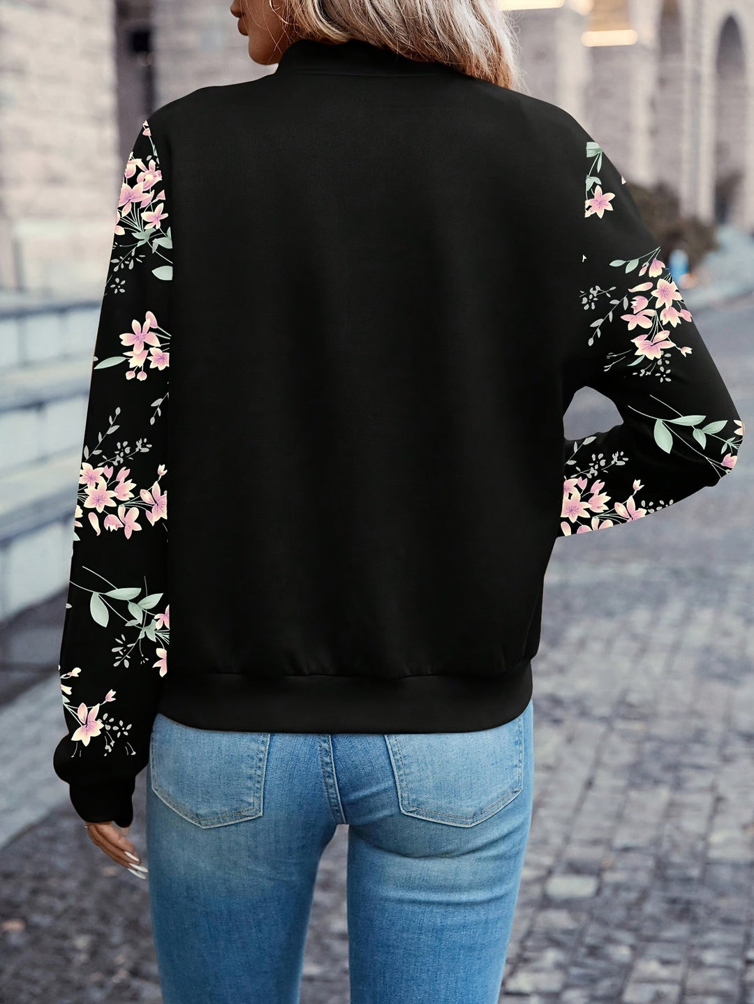 Thea | Trendy Floral Print Jacke für Damen mit Rundhalsausschnitt