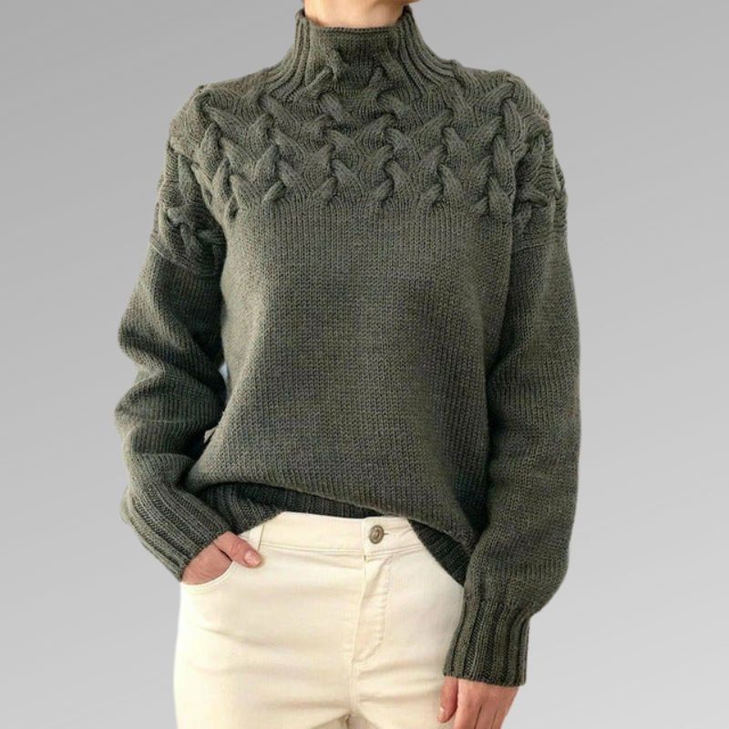 Eva | Damenpullover für Damen mit Zopfmuster-Detail und Rollkragen