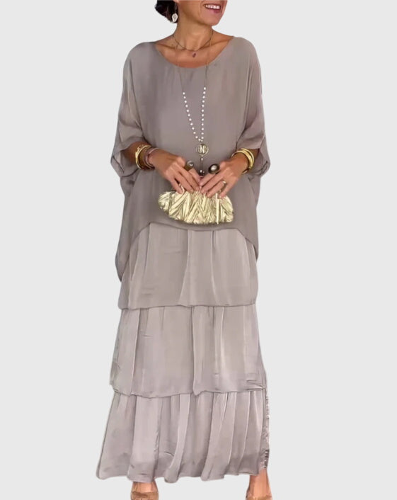 Susan | Schickes Maxikleid für Damen mit Rundhalsausschnitt und 3/4-Ärmeln