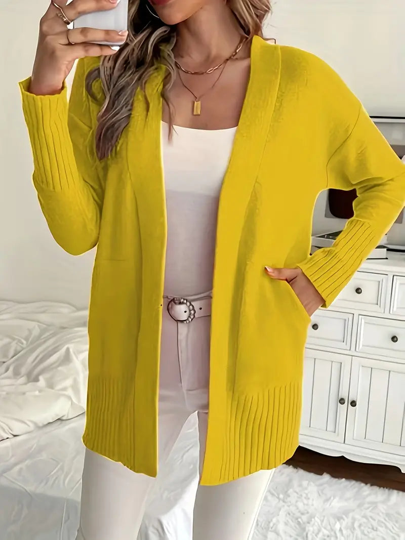 Flor | Gemütlicher Strickcardigan für Damen mit V-Ausschnitt und langen Ärmeln