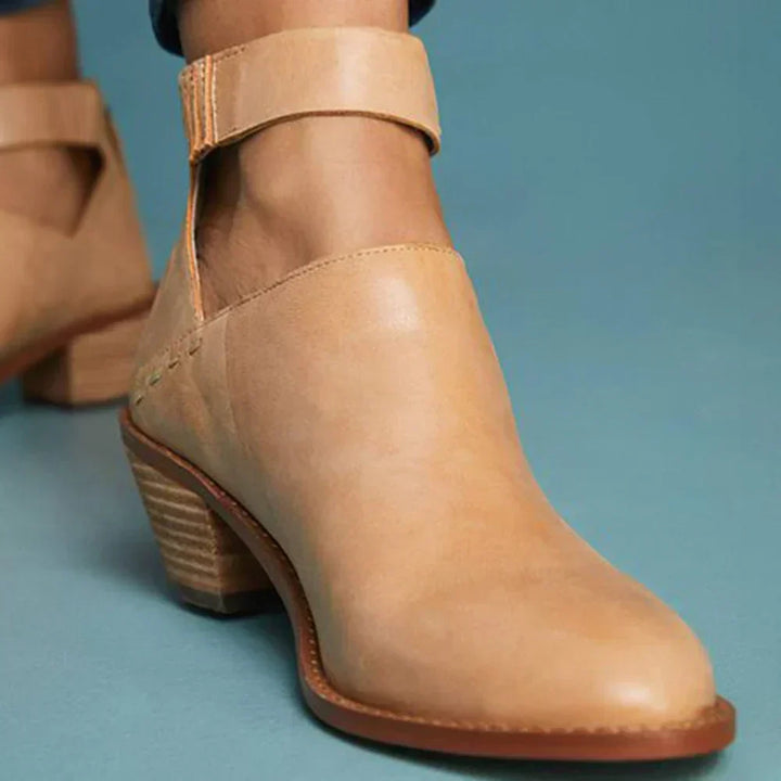 Livia | Sandale en cuir confortable avec talon für Damen
