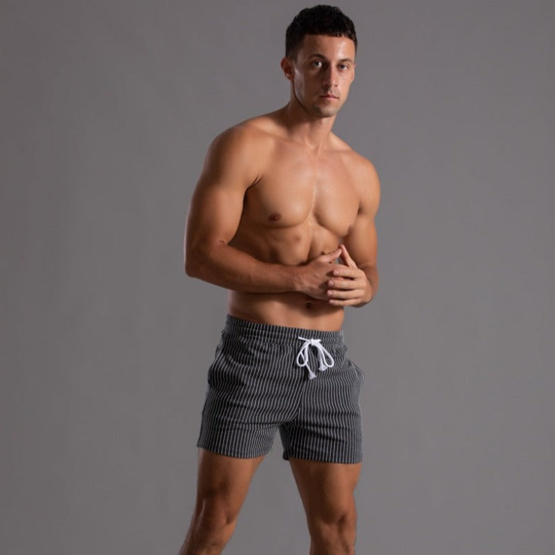 Orion | Gestreifte Shorts für Herren mit schmaler Passform und mittlerem Bund