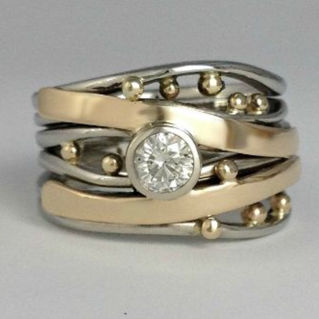 Leticia | Zirkonring für Damen mit Vintage-Goldinlay