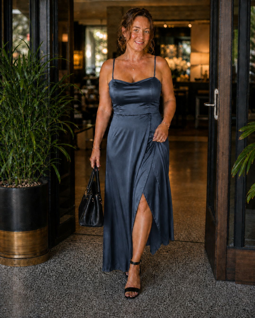 Damen Maxi-Wickelkleid, ärmellos mit Frontschlitz