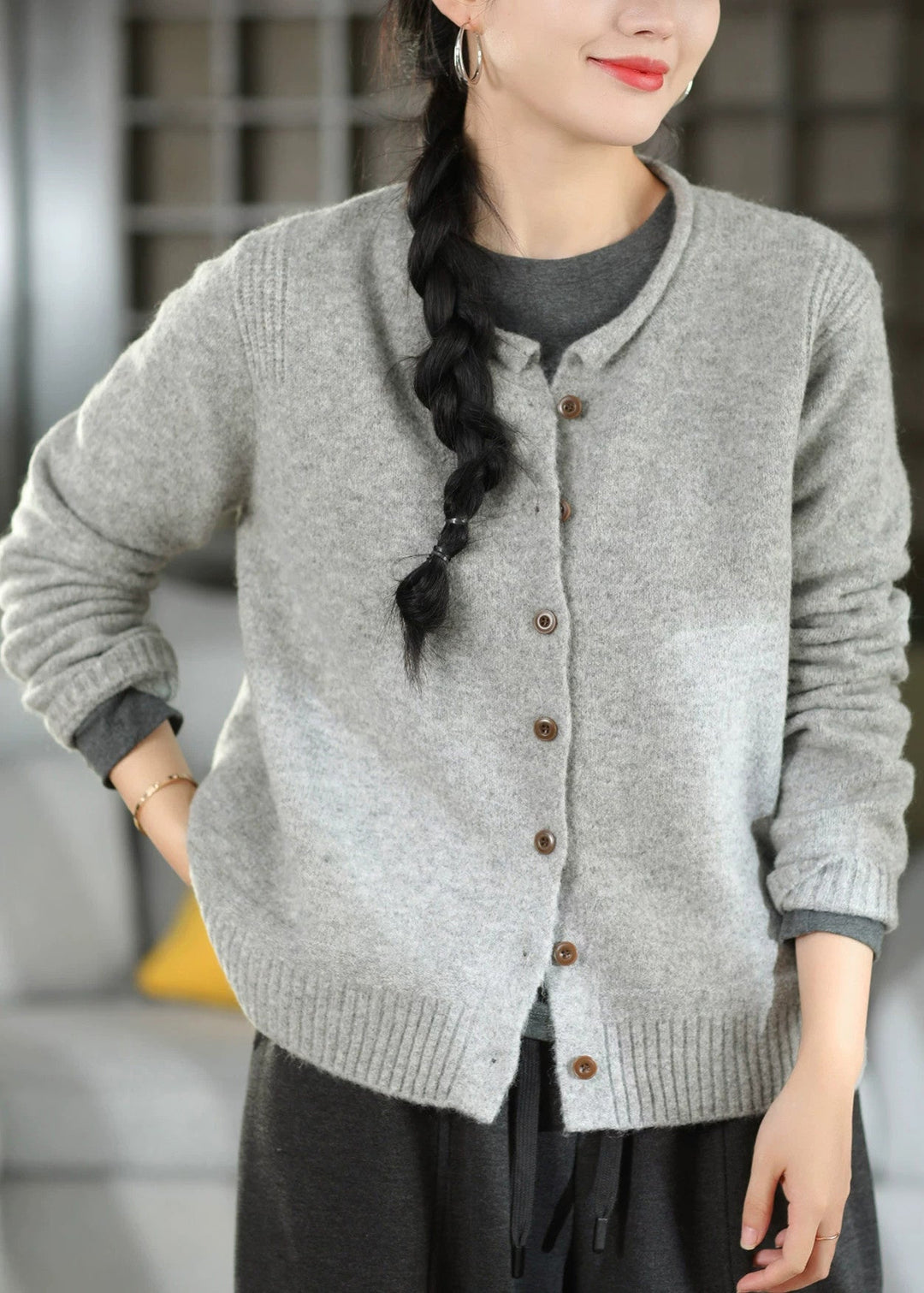 Damen Strickjacke mit lockerer Passform und Rundhalsausschnitt