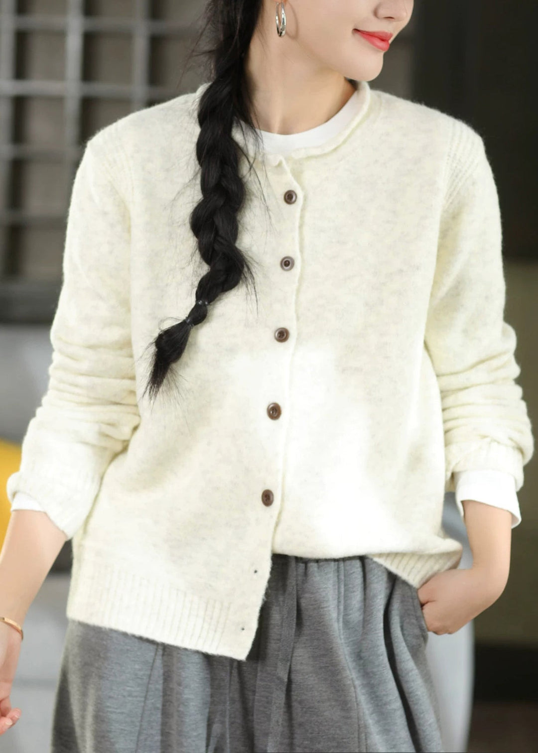 Damen Strickjacke mit lockerer Passform und Rundhalsausschnitt