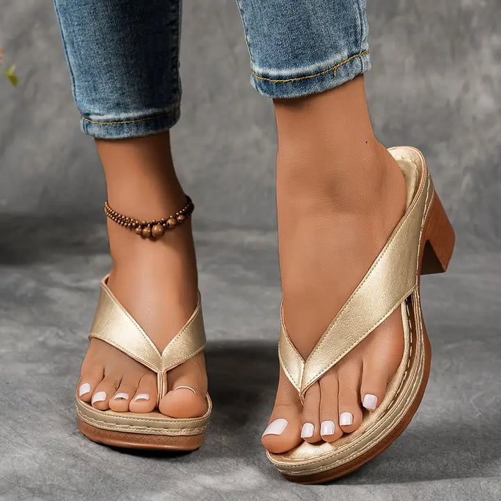 DELACROIX | Schicke Komfortsandalen für Damen mit mittelhohem Absatz