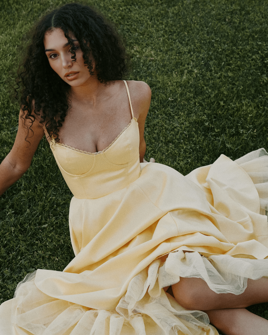 Ophira | Elegantes Korsett-Midi-Kleid für Damen mit Spaghettiträgern