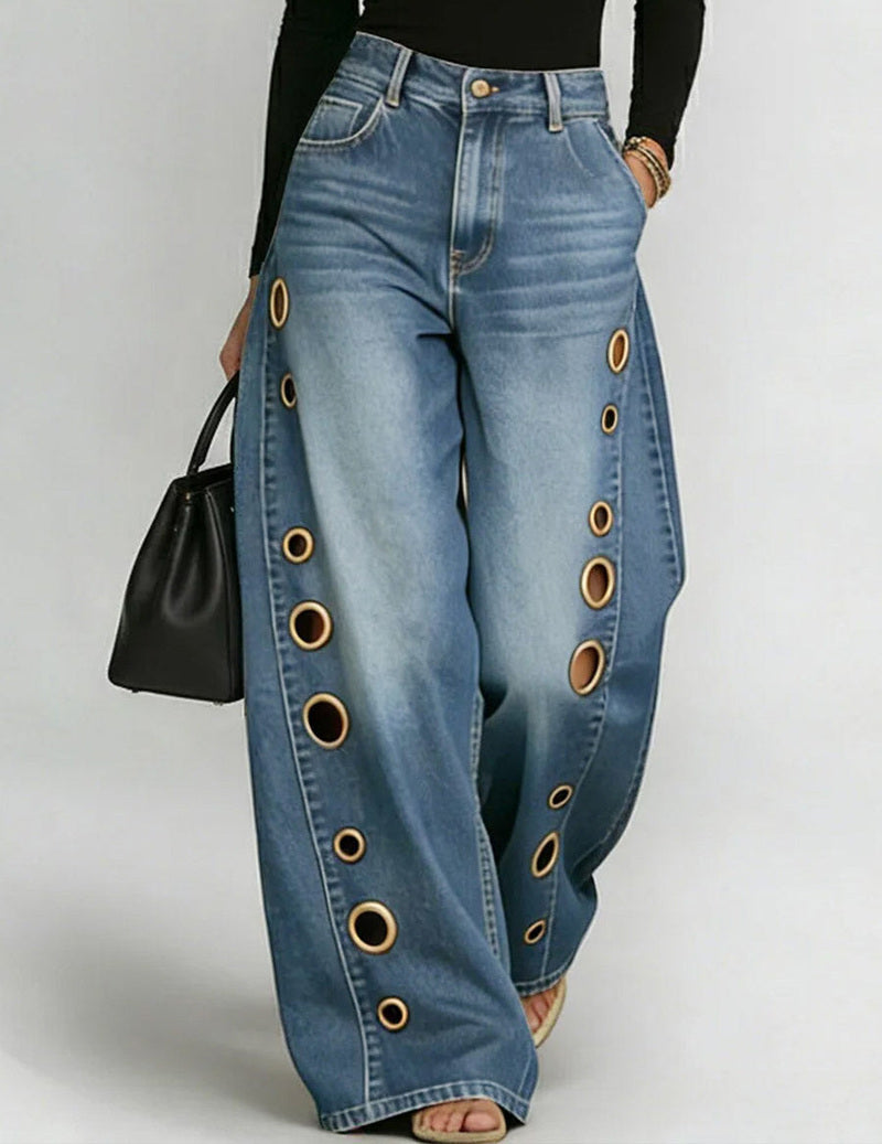 Weite Denim-Hosen für Damen mit goldenen Ösen-Seitenausschnitten