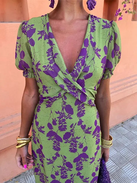 Andrea | Sommerkleid für Damen mit V-Ausschnitt und kurzen Ärmeln
