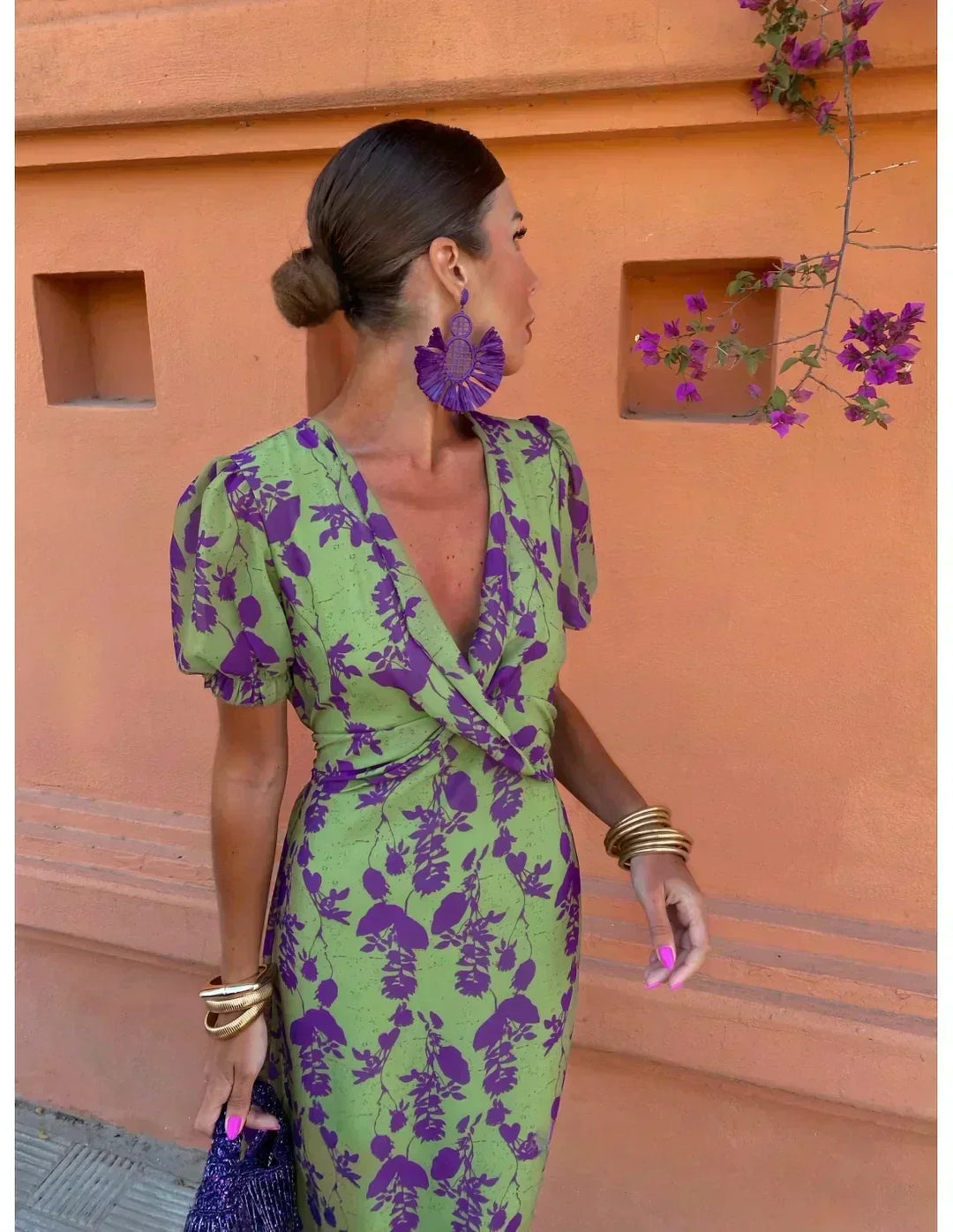 Andrea | Sommerkleid für Damen mit V-Ausschnitt und kurzen Ärmeln