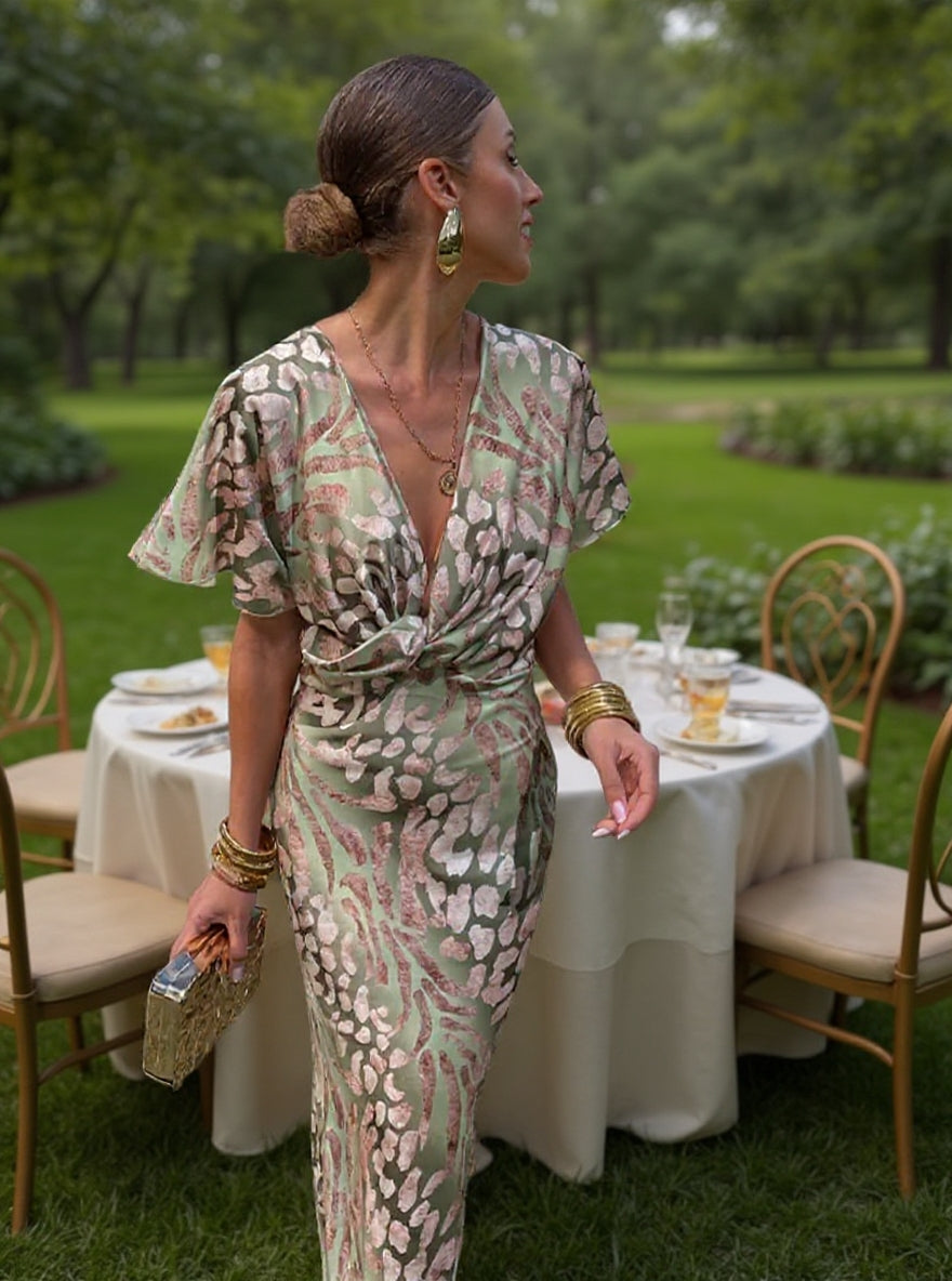 Clarandra | Midi-Kleid in Kupfer für Damen mit Blumenmuster und V-Ausschnitt