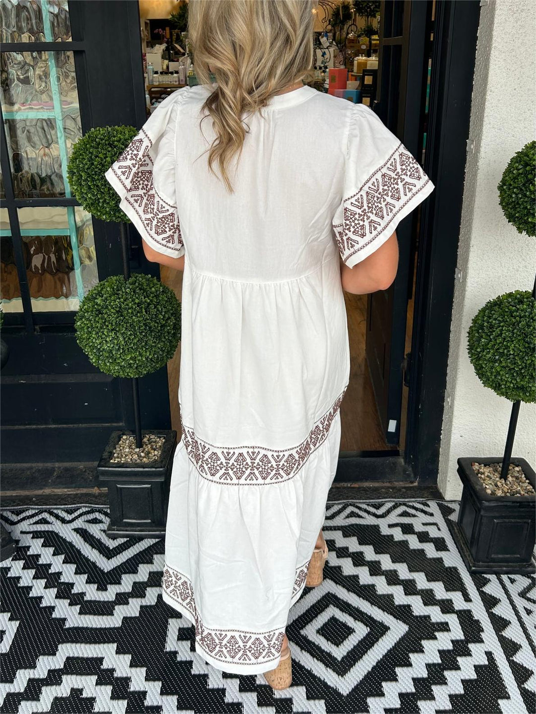 Hanna | Elegantes Boho-Midikleid für Damen mit V-Ausschnitt und kurzen Ärmeln