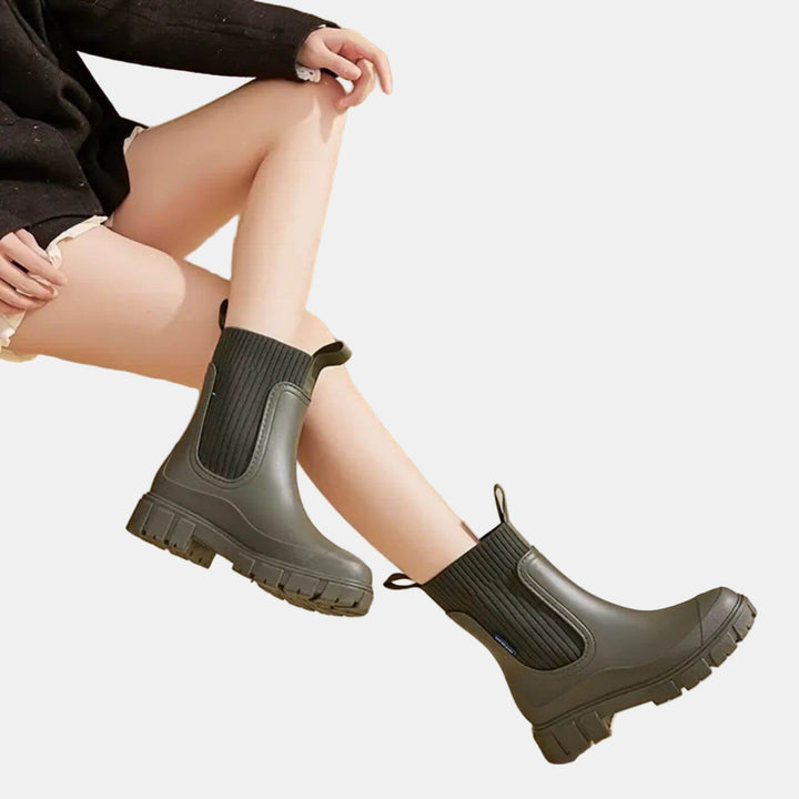 Calina | Wasserdichte Rutschfeste Stiefel für Damen mit flachem Absatz