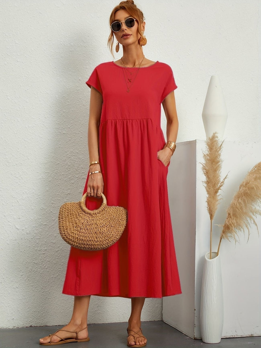 Caroline | Elegantes Casual-Kleid mit Rundhalsausschnitt und langen Ärmeln