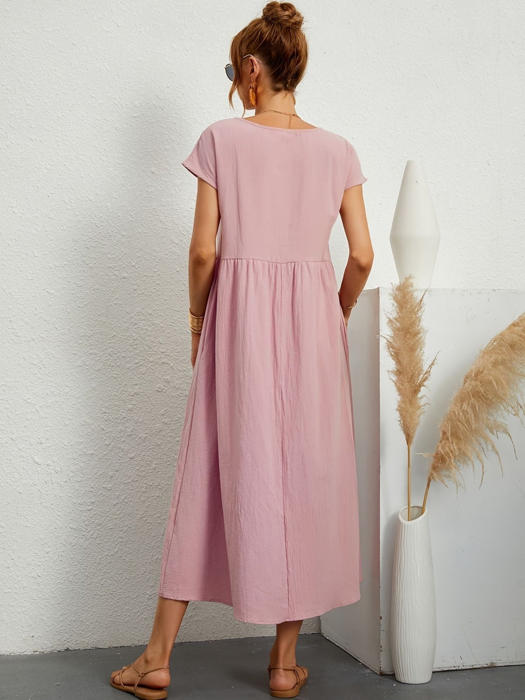 Caroline | Elegantes Casual-Kleid mit Rundhalsausschnitt und langen Ärmeln