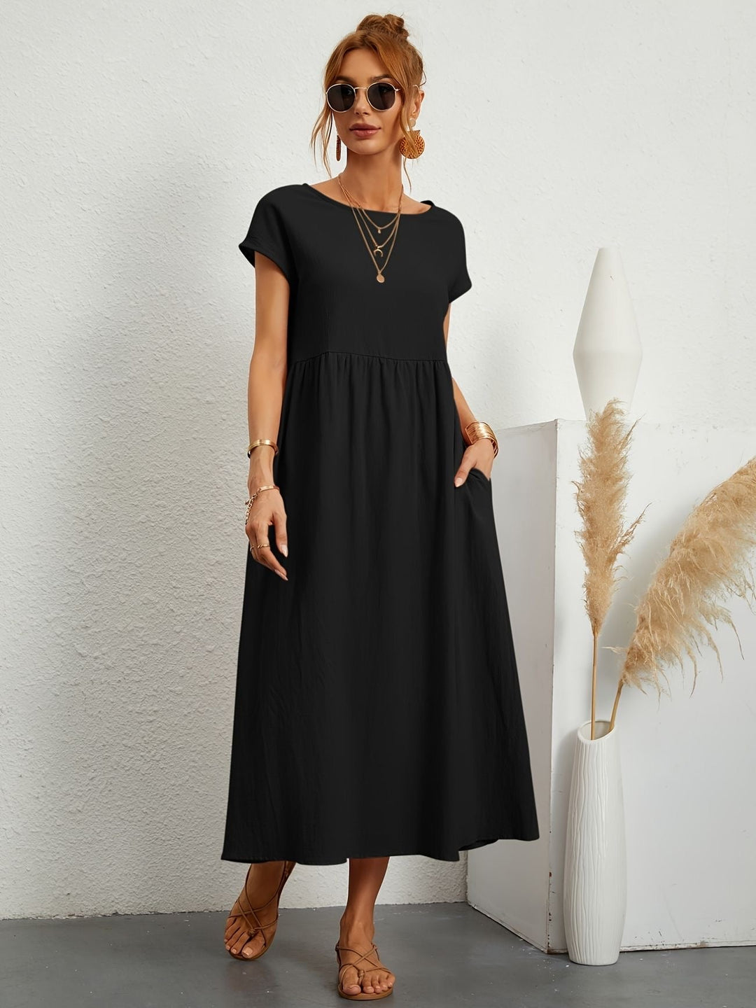 Caroline | Elegantes Casual-Kleid mit Rundhalsausschnitt und langen Ärmeln