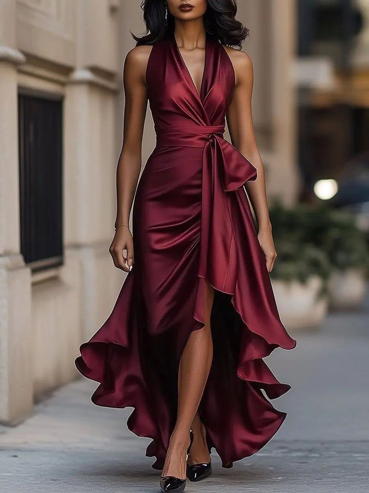 Nocturna | Klassisches Eleganzkleid für Damen mit Neckholder-Ausschnitt