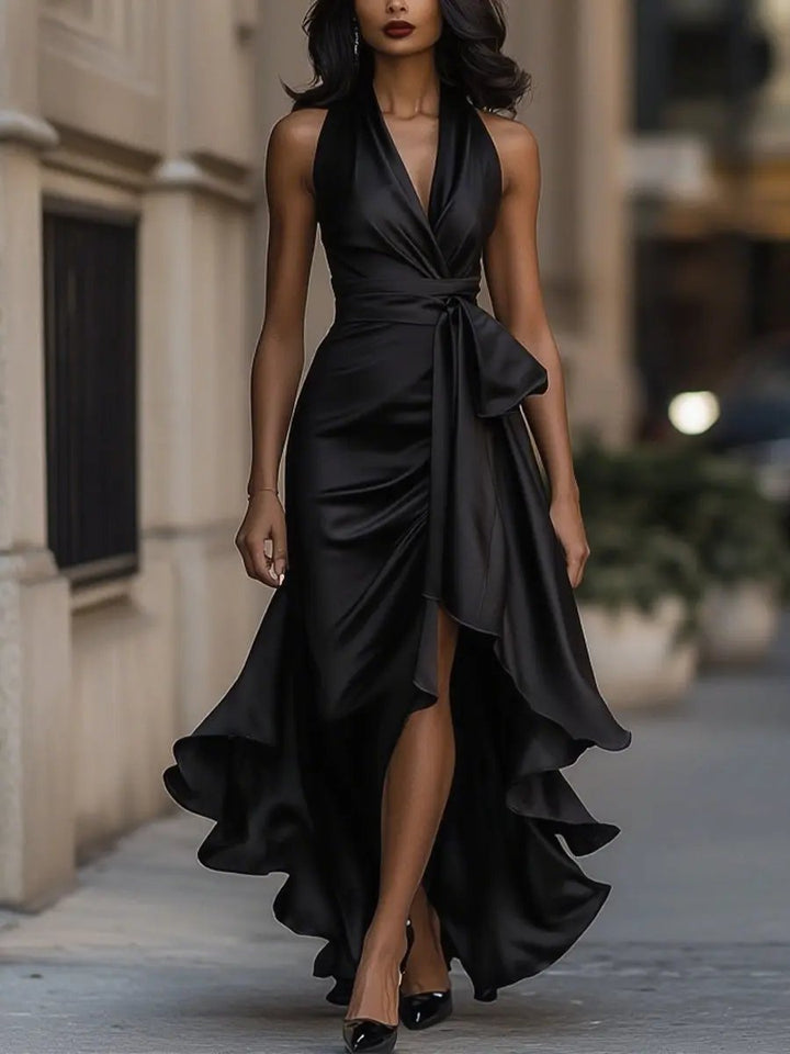Nocturna | Klassisches Eleganzkleid für Damen mit Neckholder-Ausschnitt