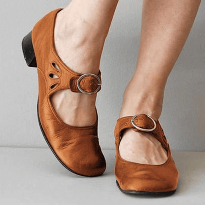 Hazelle Einzigartige und Gemütliche Sandalen für Damen mit flachem Absatz