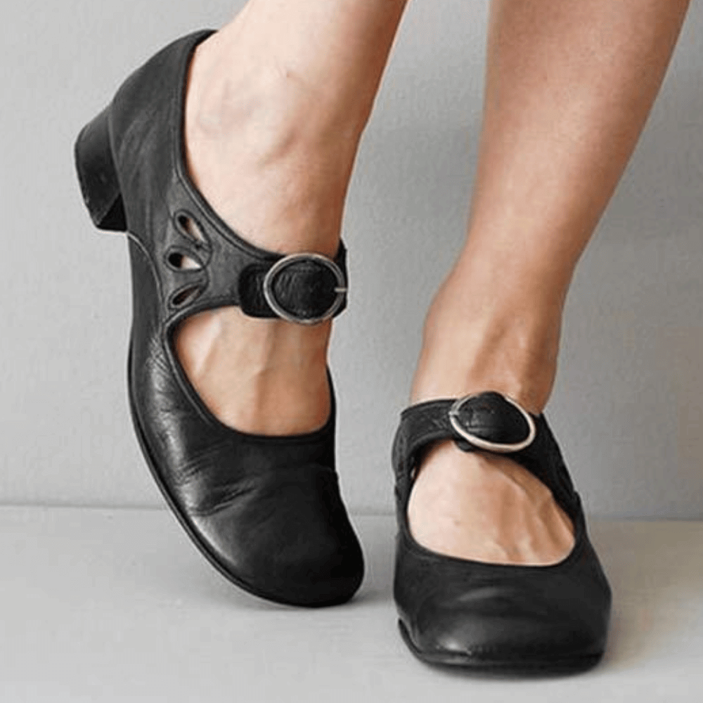 Hazelle Einzigartige und Gemütliche Sandalen für Damen mit flachem Absatz