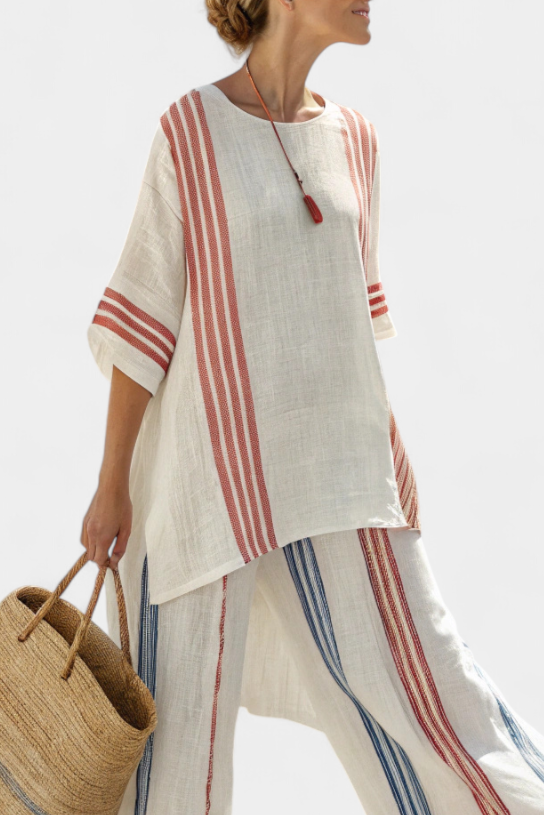 Ludovica | schickes, mehrfarbiges gestreiftes Top und mediterrane Hosen