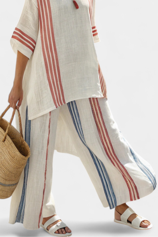 Ludovica | schickes, mehrfarbiges gestreiftes Top und mediterrane Hosen