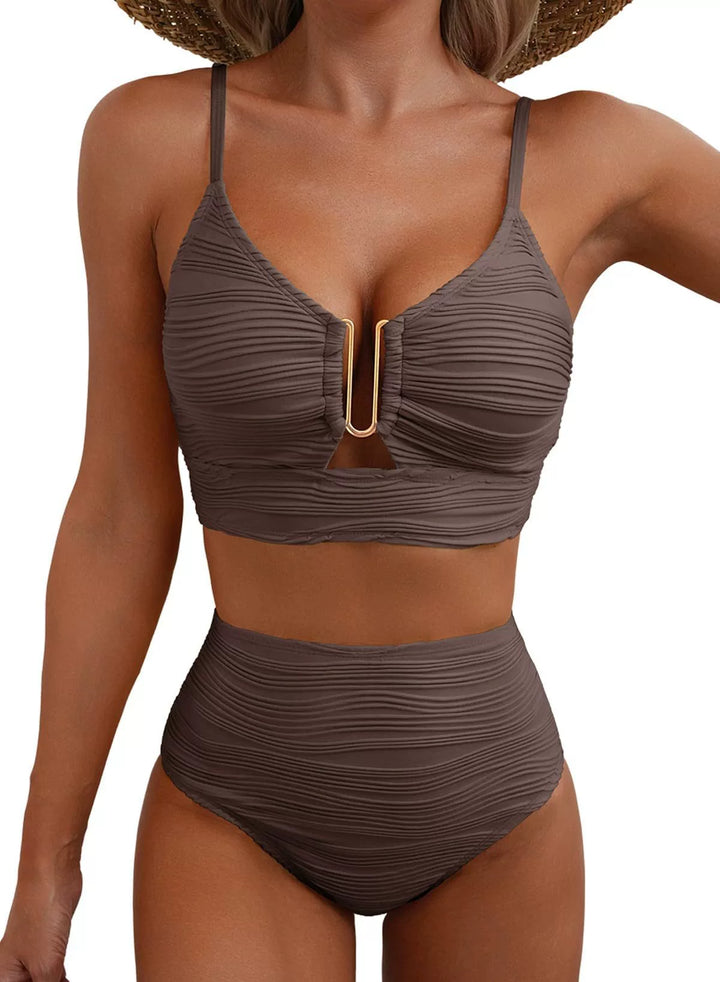 Hochtaillierter Bikini mit Gold U-Link Detail