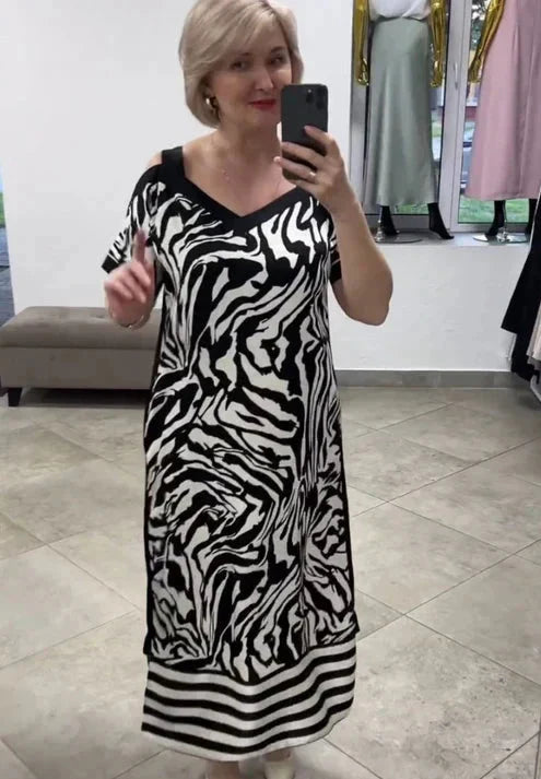 Amarie | Maxikleid für Damen mit V-Ausschnitt und kurzen Ärmeln
