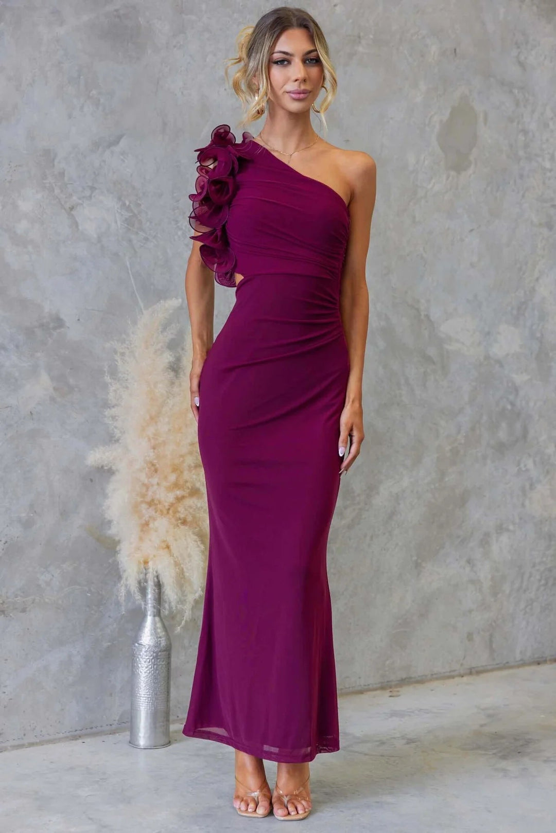 Damen Maxikleid mit Rüsche und einem Schulterträger