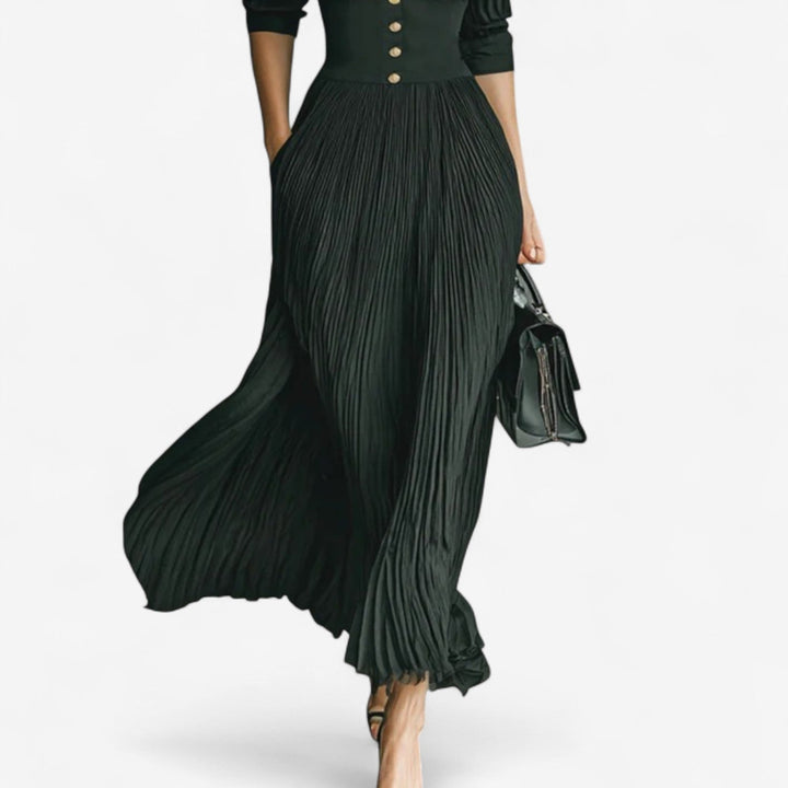 Carine Maxi Plissee Kleid für Damen mit V-Ausschnitt und kurzen Ärmeln
