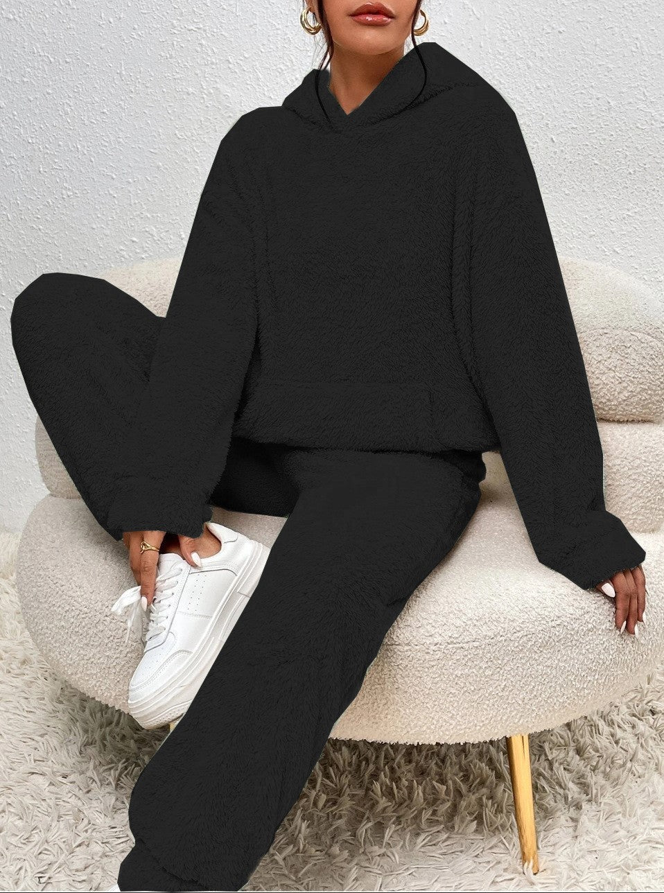 Marlene | Set lounge da donna con pantaloni da jogging e felpa con cappuccio oversize