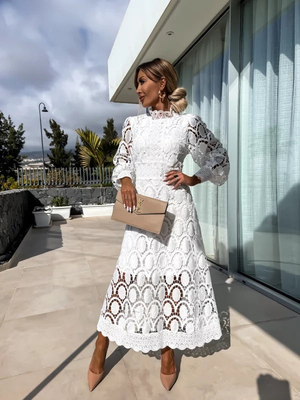 Noor | Romantisches Maxikleid für Damen mit Blumenmuster und Rundhalsausschnitt