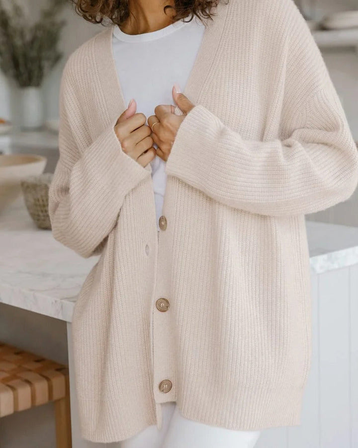 Marian | Gemütlicher Cardigan für Damen mit V-Ausschnitt und langen Ärmeln